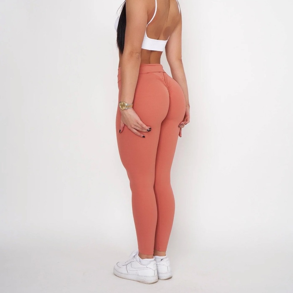 PChee Bum soft scrunch legging